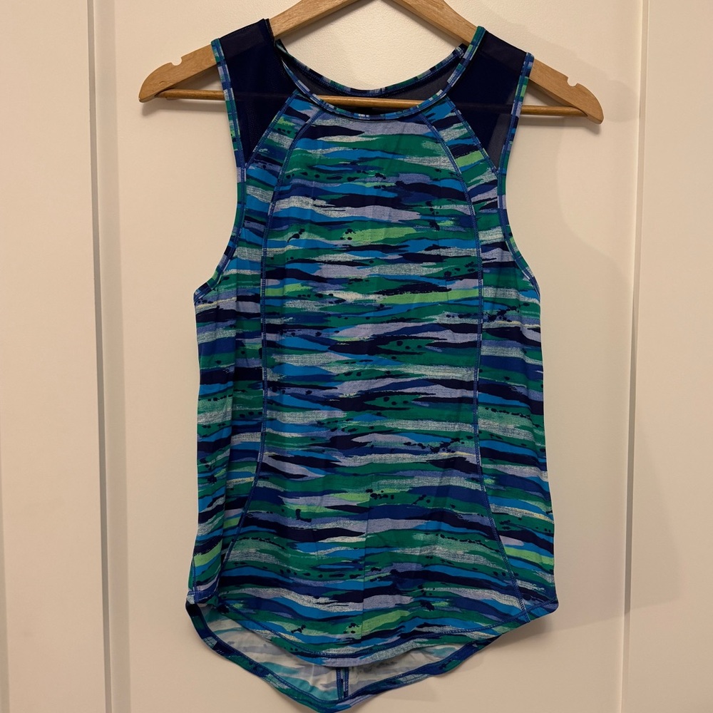 Lululemon Sculpt Tank in the color "Seven Wonders” Multi Size 4